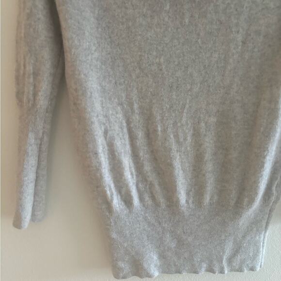 Halogen Gray Cowl Neck 100% Cashmere Sweater Small - Picture 4 of 7
